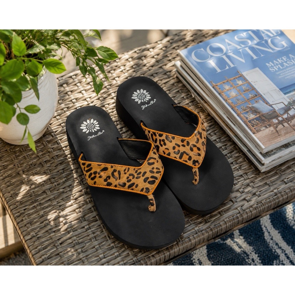 Yellow Box Leopard Print Flip Flip Sandals Women's 9/9.5  Animal Print Y2K Beach